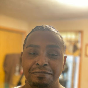 Meet your Posher, Demetris